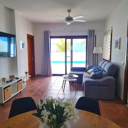 Villa Nitho - Heated Pool, Panoramic View, Privacy